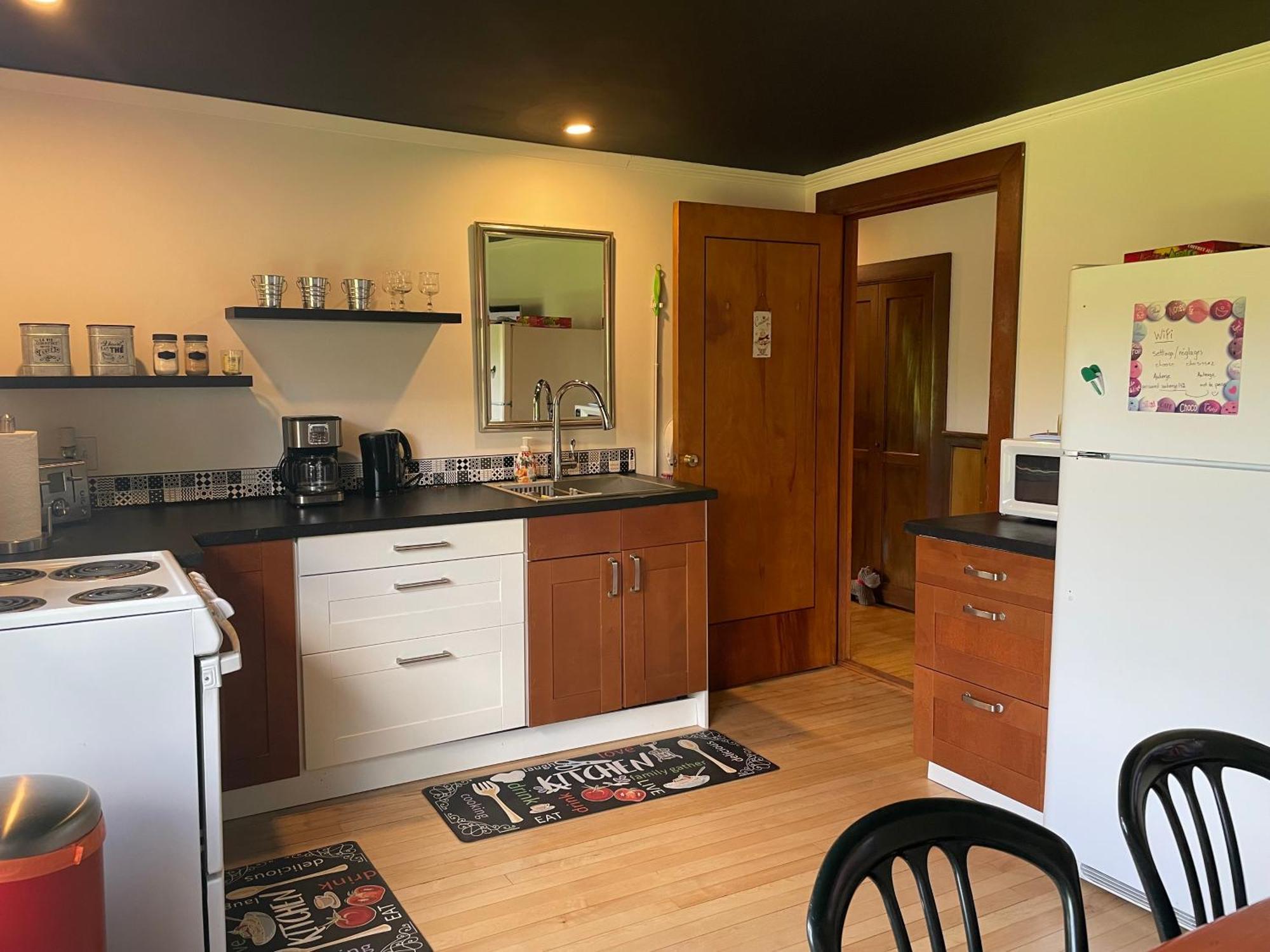 Auberge La Table D'Hote West Brome المظهر الخارجي الصورة